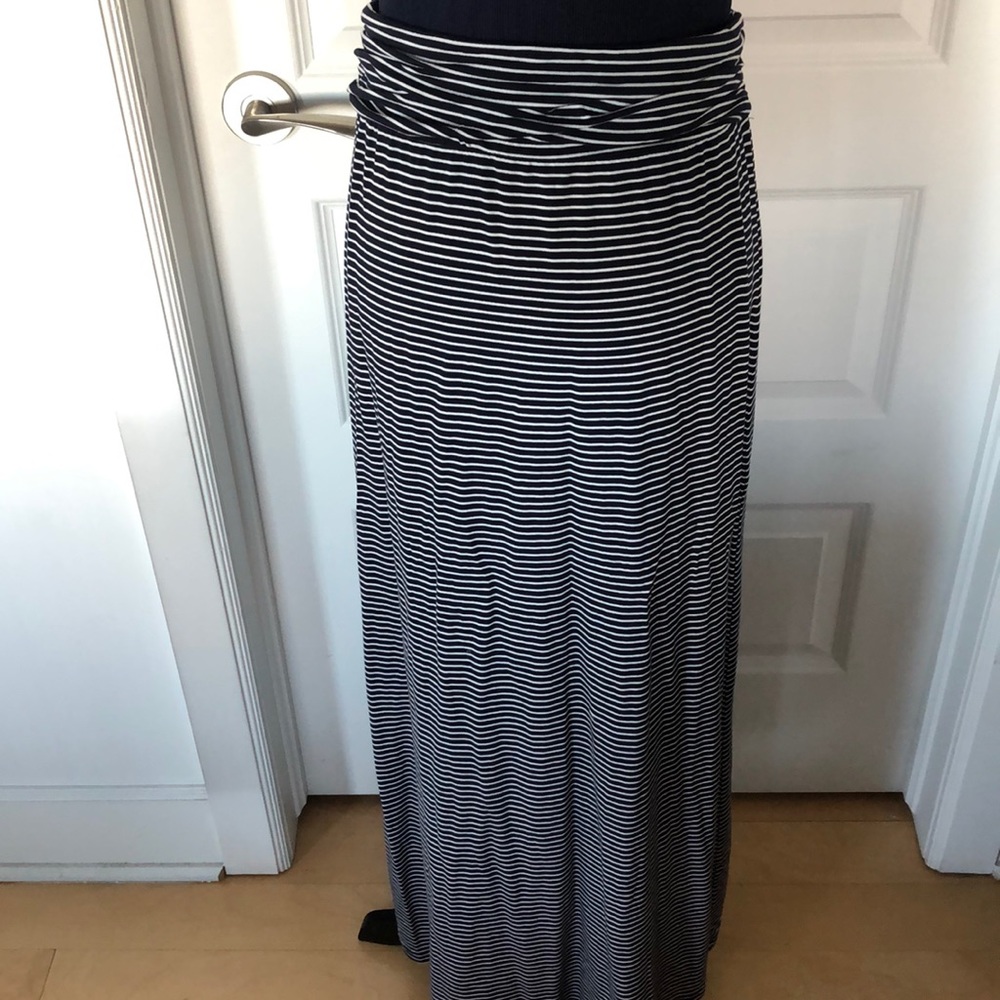 Dalia Stripped Maxi Skirt